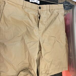 Old Navy Khaki Ultimate Tech Slim Shorts